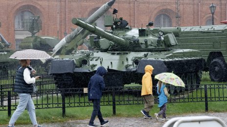 Населението на Русия намалява бързо, а Путин отчаяно се опитва да спре това