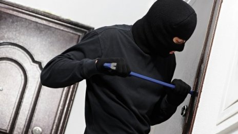 Полицията в Дупница осуети банков обир