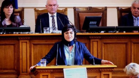 Нинова за Русия: Не заплаха, а стратегическа възможност!