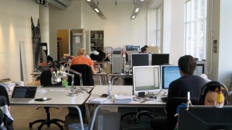 Синя карта – за всички ценни чужди кадри! А българските?