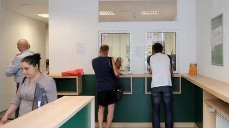 Споделени чиновнически услуги: Икономии на кадри, пари, нерви...