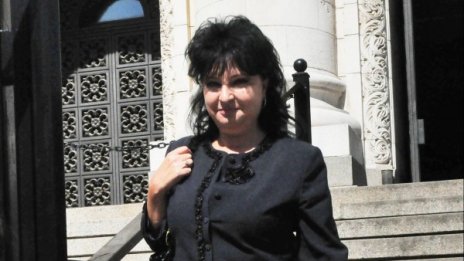 Бивша варненска съдийка олеква &ndash; отнемат й 150 бона