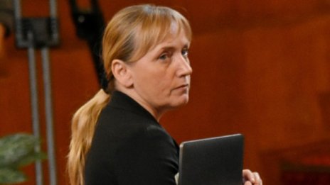 Елена Йончева: Атакувах не Делян Добрев, а модела "ГЕРБ"