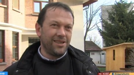 Ватикана върна отец Паоло Кортезе в Белене