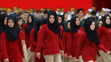 Възпитание: В турските училища – джихад вместо Ататюрк!