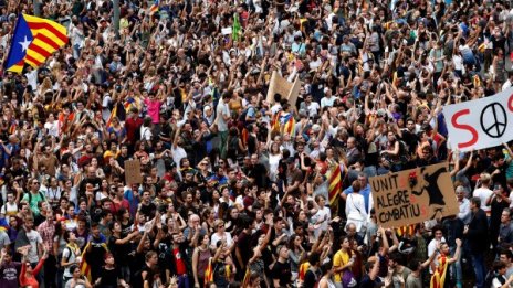 Демонстрации в Каталуния срещу националната полиция