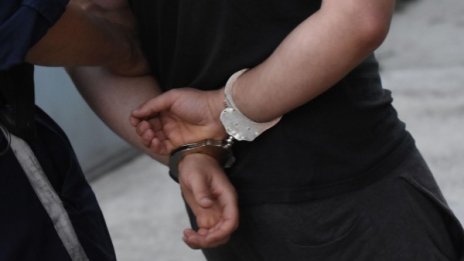 За денонощие: 12 българи арестувани в Гърция 