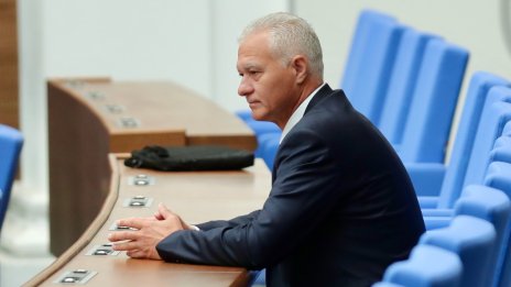 В кадър: НС избра Пламен Тончев за шеф на ДАНС