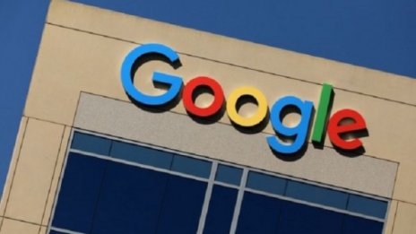 Google споделя данни с медии, ще делят приходите