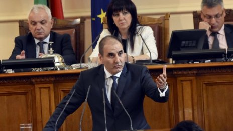 Цветанов: Искането на оставката на Валери Симеонов е несериозно!