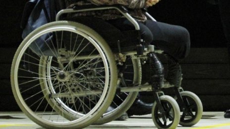 70 бона за транспорт на инвалиди от хазната, но ... за Македония 