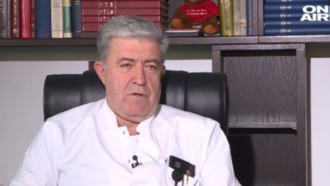 Проф. Начев за Ананиев: Честен е, да не се забърква с лобита