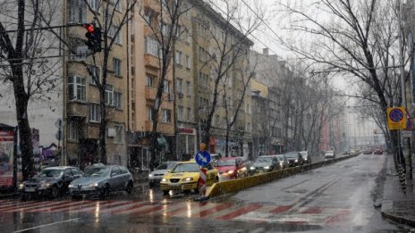 Зимата започва! АПИ отново съветва: Сменете гумите