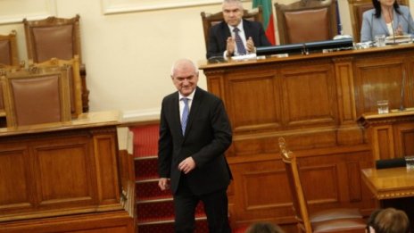 Борисов говорил 2 пъти с Главчев, той решил: Остава депутат