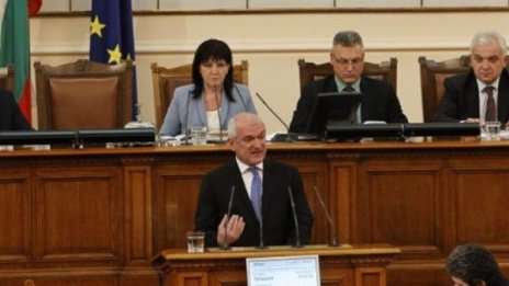 Главчев не е жертва. Никой не е женен за поста си!