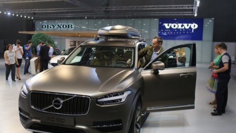 Uber залага на шведското – 24 000 Volvo-та, автономни!