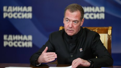 Медведев призова САЩ да убият Зеленски и ги посъветва как да го направят 