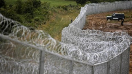 На границата не "войник - граничар", а "граничар, граничар"