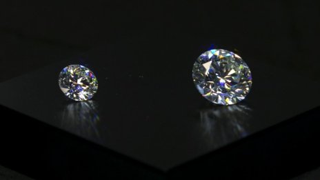 Диамантите са вечни, но... руските май губят блясъка си 