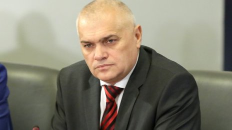 МВР-шефът видя политподтекст в писмото на баретите