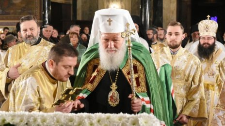 Патриарх Неофит отслужи празничната вечерня 
