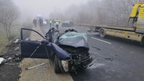 Търсят кръв за ранените в сблъсъка край Хасково 