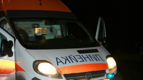 Двама мъже нападнали с нож украинец в Бургас