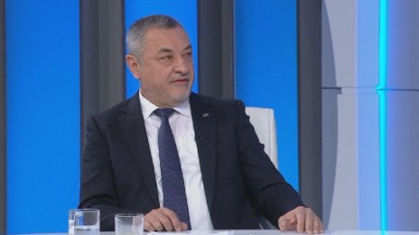 Симеонов против конвенцията! Но и против гей референдума
