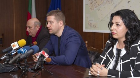 Драма в Стара Загора за джамия. Кметът: Фалшива новина!