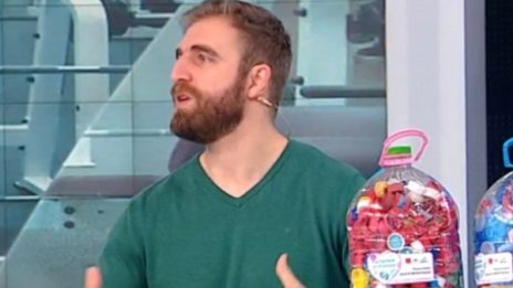 В помощ на недоносените бебета: "Капачки за бъдеще"