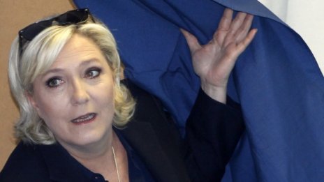 Отрязана глава от ИД може да "вземе главата" на Льо Пен