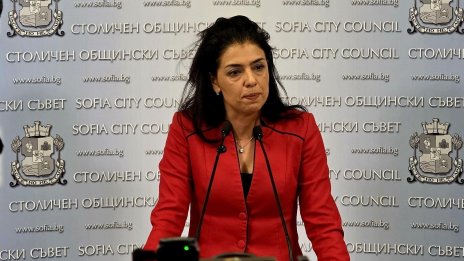 Ваня Григорова към Асен Василев: Пари за оръжие или за здравеопазване?