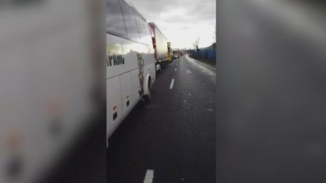 Заради обърнал се камион: Километрична тапа към Гърция