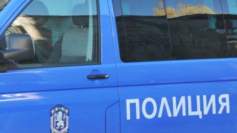Катастрофа с две коли затвори Ришкия проход