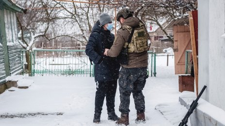 Живот под дронове: Град, където излизането навън е смъртен риск