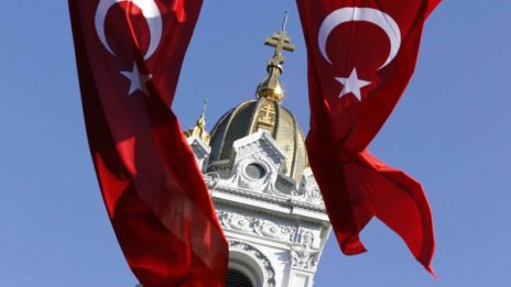 Българският Великден ни отпрати към Истанбул... туризъм, комшу!