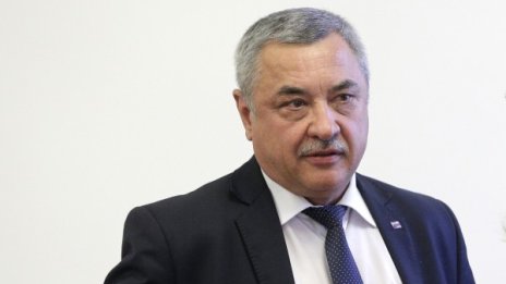 Да разбием гетото, зове Симеонов на форум за етносите