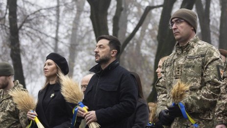 Зеленски е "готов да продължи напред" с американския план 