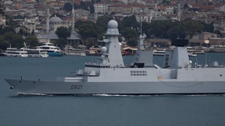 Гърция засилва отбраната си, наема френски бойни кораби