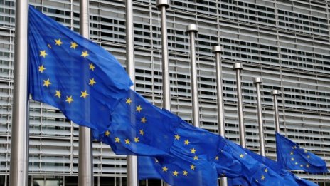 Одобряваме ЕС, НАТО, чакаме ползи от еврошефството...