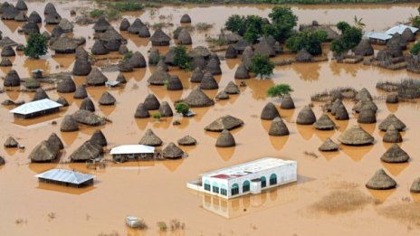 Воден апокалипсис! 100 жертви на порои в Кения