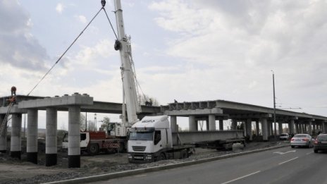 България – строителна площадка! Евтини магистрали, прозрачни търгове...