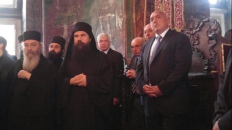 Бойко Борисов участва в литийно шествие в Атон