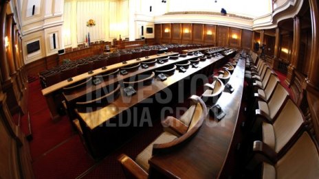 Заемащите високите етажи на властта подават декларации до 8 юни