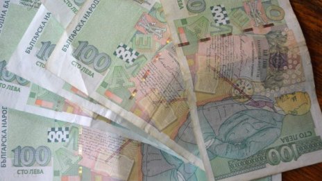 И в Нови пазар: 6500 лв. оставени в помощ на полицията 