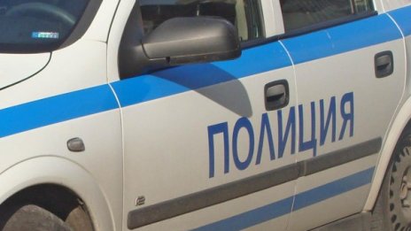 Удар между инкасо и камион в центъра на София