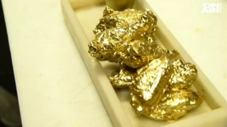 За $45: Пилешки крилца в 24-каратово злато!?