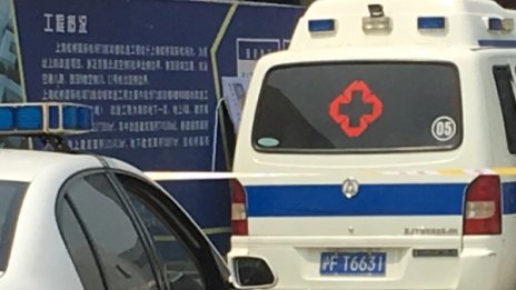 Жестокост! Мъж уби две деца с нож в Шанхай 