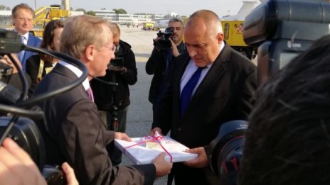 Борисов кацна в Австрия, предава еврошефството