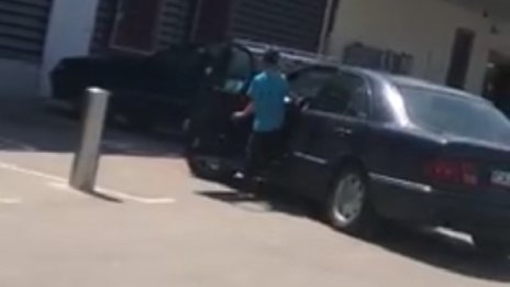 Глоба за дядото, дал на внучето "Мерцедес"-а си. Колко?